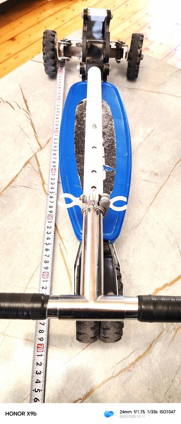 Samokatlar: Sukter Hər Yeri Metal
Təkəri Paçenik 13Yaşadək Sürə Bilər — 10