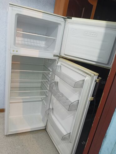рефрежиратор холодильник: Продаются холодильник, качество хорошая)