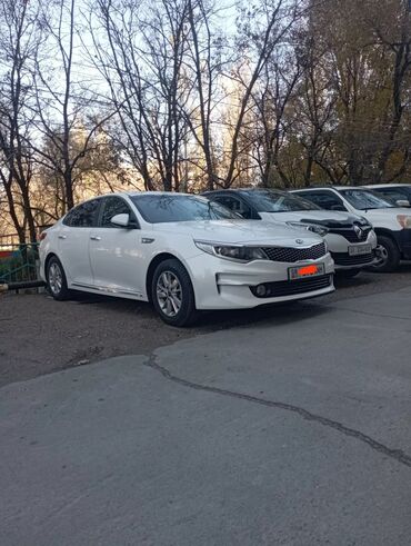 авто в такси: Kia K5: 2017 г., 2 л, Автомат, Газ, Седан