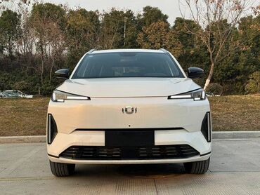 Changan: Avtomobil 0 km dir və ən son full salondur. 3 illik kasko(taksi)və — 4