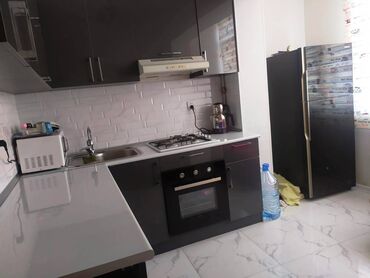 Köhnə tikili: Bakı, 2 otaqlı, Köhnə tikili, m. Həzi Aslanov, 60 kv. m — 9