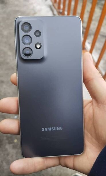 гиря 8: Samsung Galaxy A73 5G, Б/у, 128 ГБ, цвет - Серый, 2 SIM