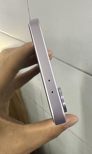 китайский самсунг: Samsung Galaxy A36, Б/у, 256 ГБ, цвет - Фиолетовый, 2 SIM — 1