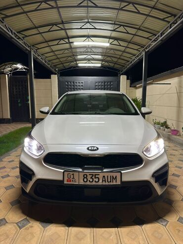 автомобиль 300000: Kia K3: 2018 г., 1.6 л, Автомат, Бензин, Седан
