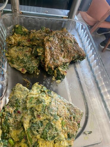 Sifarişlə hazır yeməklər: Ev yeməkləri menyusu – restoran/kafe xidməti Tərkib və təqdimat: - — 3