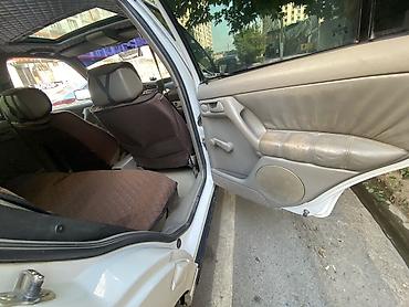 подкрыльник гольф 3: Volkswagen Golf: 1996 г., 1.6 л, Механика, Бензин, Хэтчбэк — 9