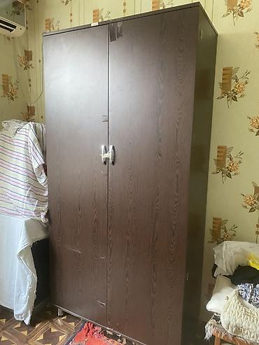İşlənmiş, 2 qapılı, Qəhvəyi, Taxta, Açılan, Düz dolab