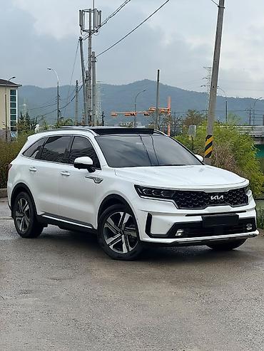 bmw x7 2021: Kia Sorento: 2021 г. — 5