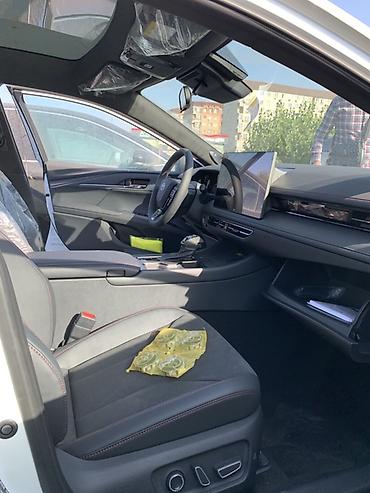 гакаён машина: Toyota Camry: 2026 г., Седан — 3