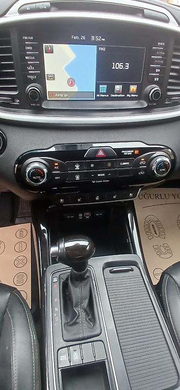 Kia: Kia Sorento – geniş və rahat ailə krossoveri - Kuzov: göy rəng - — 5