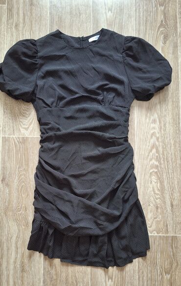 черное короткое платье: Повседневное платье, Лето, Короткая модель, M (EU 38)