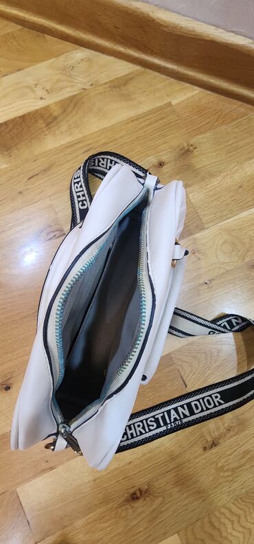 Çantalar: Çiyin çantası — 8