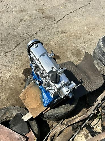 Sbor motorlar və silindr başlıqları: VAZ 2101-2107 üçün 1.3–1.6 L karbüratorlu sıra-4 benzin mühərriki — 6
