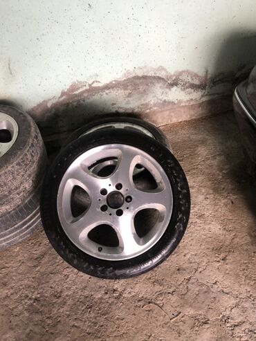 prado disk təkər: İşlənmiş Disk təkər Mercedes-Benz 235 / 45 / R 17, 5 Boltlu