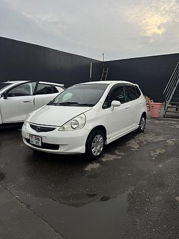 Honda Fit: 2002 г., Хэтчбэк