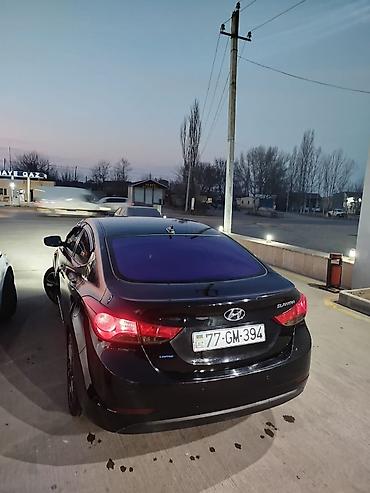 lizingde olan avtomobiller: Hyundai Elantra Limited sedan - Korpus: qara rəng, 4 qapılı sedan — 2
