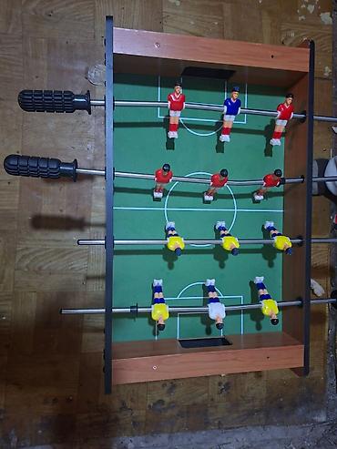İdman oyunları: Stolüstü futbol (foosball) oyunu - Kompakt stolüstü model: ev, ofis — 4