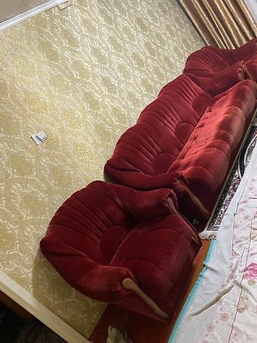 Прямые диваны: Прямой диван, Б/у — 5