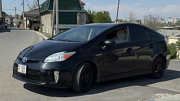 Toyota: Toyota Prius: 2015 г., 1.8 л, Вариатор, Гибрид, Хэтчбэк — 3