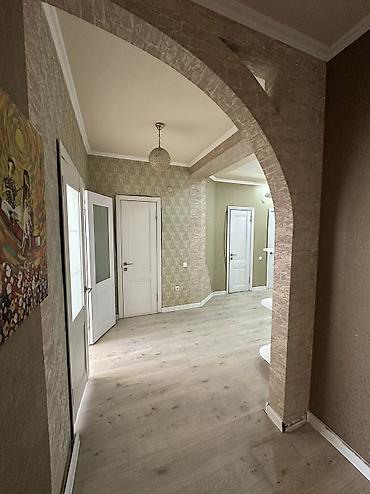 Продажа квартир: 2 комнаты, 98 м², Элитка, 4 этаж, Евроремонт at lalafo.kg — 14 Продажа квартир: 2 комнаты, 98 м², Элитка, 4 этаж, Евроремонт — 14