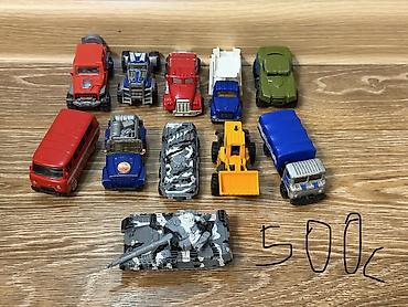 Модели автомобилей: Коллекция металлических и пластиковых игрушечных машинок (пакетами и — 4