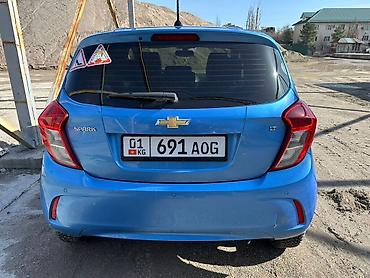 Chevrolet: Chevrolet Spark: 2016 г., 1 л — 3