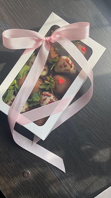 Кондитерские изделия, сладости: Клубника в шоколаде, по самой низкой цене по городу. Сочная клубника в — 15