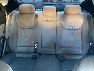 Hyundai: Hyundai Elantra: 1.8 l | 2015 il Sedan — 2