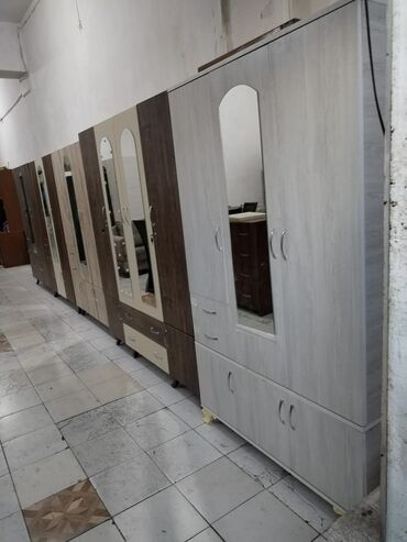 Dolablar: Yeni, 3 qapılı Düz dolab, Dolab-asılqan, Türkiyə -da lalafo.az — 16 Dolablar: Yeni, 3 qapılı Düz dolab, Dolab-asılqan, Türkiyə — 16