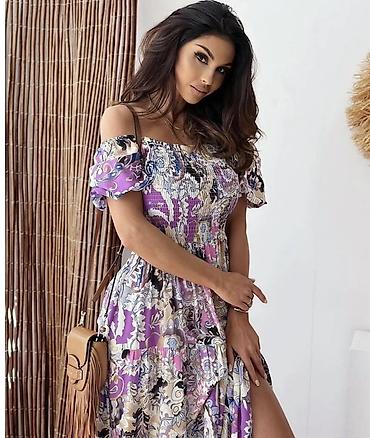 tri cetvrt helanke: Boho maxi haljina sa raskošnim printom
1900 din
S M L — 5