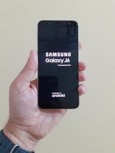 Samsung Galaxy J6, 32 ГБ, цвет - Золотой, Сенсорный