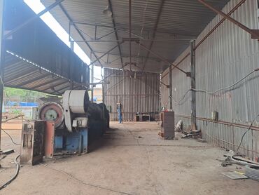 продаю место на ошском рынке: Талап кылынат Өндүрүшкө кара жумушчу, Төлөм Ай сайын, Тажрыйбасыз