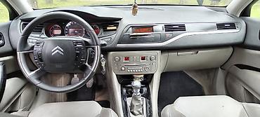 Citroen: Citroën C5 Tourer (karavan) – dizel - Motor: 2.0 HDi dizel - Menjač — 4