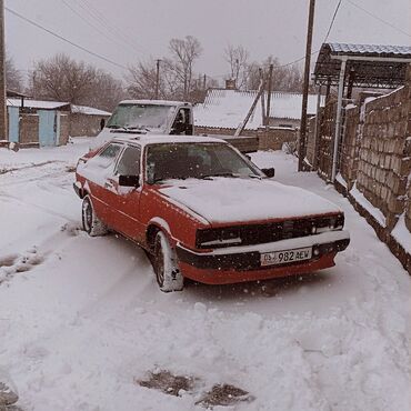 аудию 80 б4: Audi 80: 1985 г., 2.4 л, Механика, Бензин, Купе