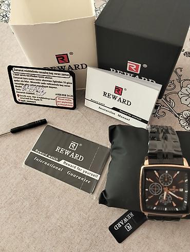 saatlar: REWARD VIP kişi qol saatı - Korpus: kvadrat formalı, qızılı tonlarda — 2
