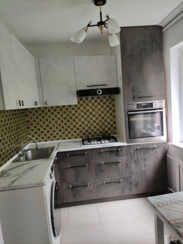 продаю дом район пишпек: 2 бөлмө, 48 кв. м, 104-серия, 1 кабат, Евроремонт