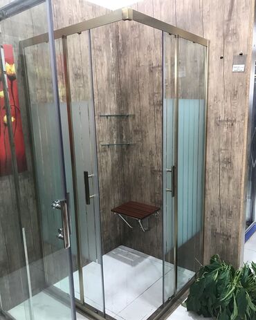 Duş kabinaları, arakəsmələr: Yeni Üstü açıq kabina, Künc üçün, Ödənişli çatdırılma — 16