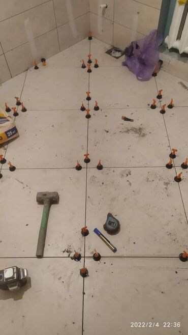 Укладка плитки: Подготовка стен для укладки, Подготовка стен для грунтовки, Резка плитки | Керамическая плитка, Керамогранитая плитка, Мозаичная плитка | Вертикальная укладка, Диагональная укладка, Горизонтальная укладка Больше 6 лет опыта — 16