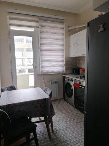 Uzunmüddətli kirayə mənzillər: Yasamalda melisa yaşayış kompleksində 20 mertebeli binanın 6-cı — 8