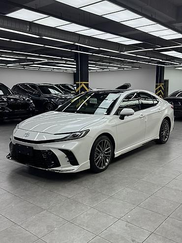 таота краун: Toyota Camry: 2026 г., 2 л, Вариатор, Гибрид, Седан — 1
