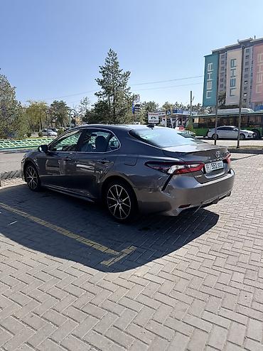Продажа авто: Toyota Camry: 2021 г., 2.5 л, Автомат, Бензин, Седан — 2
