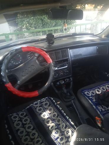 Унаа: Audi 80: 1990 г., 1.8 л, Кол менен иштөөчү, Бензин, Седан — 2
