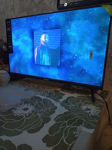soyducu balaca: Yenidir Geepas tv 82 ekran SMART Super goruntu ve ses var Eve 1