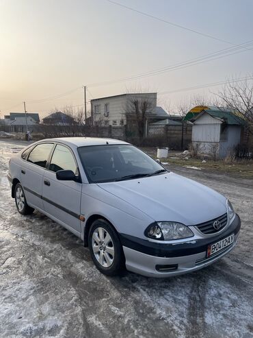 Toyota: Toyota Avensis: 2001 г., 1.8 л, Автомат, Бензин, Хэтчбэк