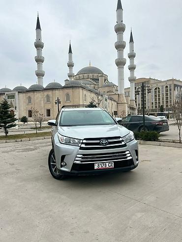 Toyota: Toyota Highlander: 2019 г., 3.5 л, Типтроник, Гибрид, Кроссовер — 1