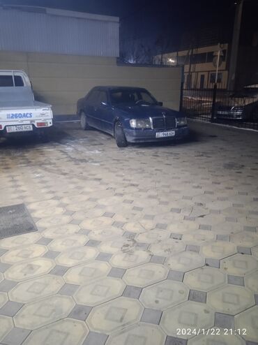 фара на мерс 220: Mercedes-Benz 220: 1990 г., 2.3 л, Автомат, Дизель, Седан