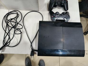 Video oyunlar üçün aksesuarlar: Sony PlayStation 3 1 ay işlənib heç bir problemi yoxdur 36 oyun var