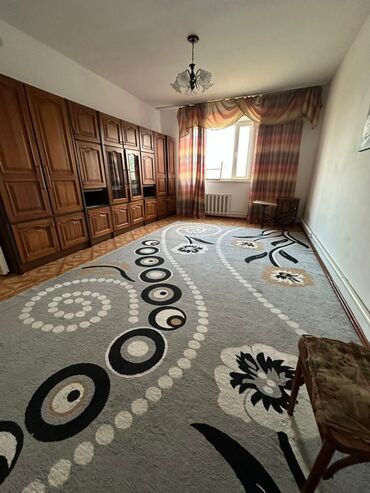 Продажа квартир: 5 и более комнат, 155 м² — 1