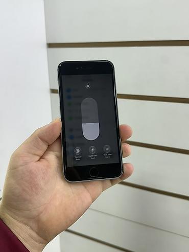 Уюлдук телефондор жана аксессуарлар: IPhone SE 2020, Колдонулган, 64 ГБ, Кара, Каптама, 77 % — 6