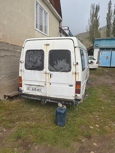 москвич ресор: Ford Transit: 1990 г., 2.5 л, Механика, Дизель, Фургон — 4